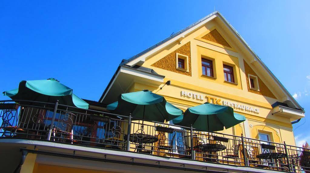 Wellness & Sport Hotel Ttc Vrchlabí Exteriör bild